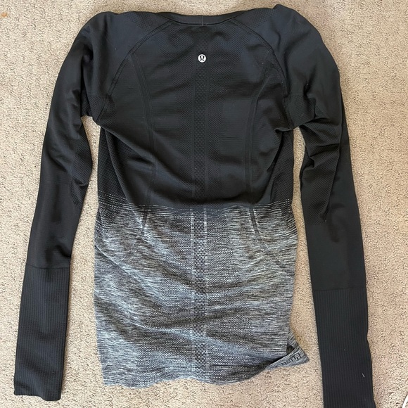 Lululemon long sleeve fitted athletic shirt - Picture 3 of 5